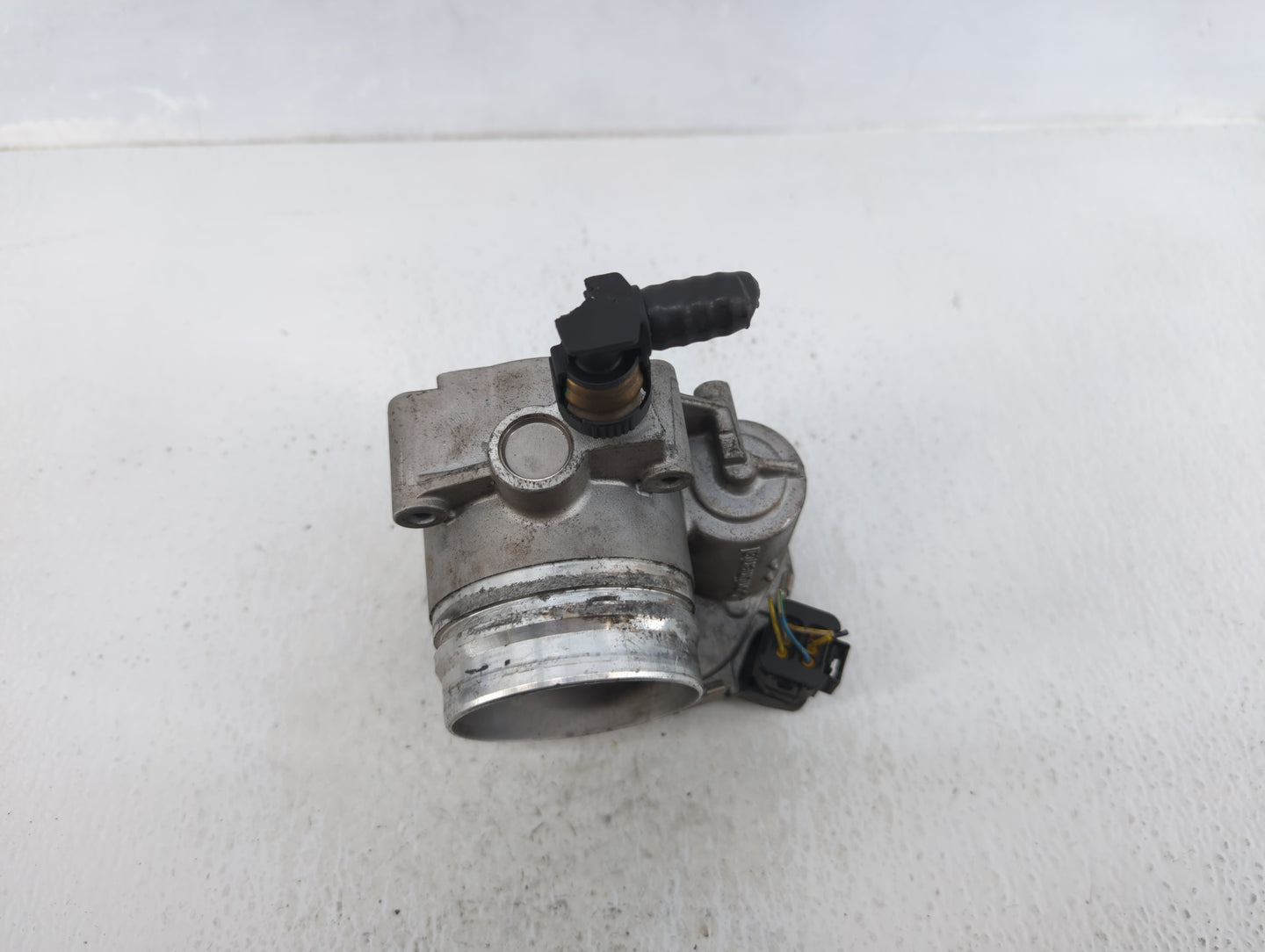 2012-2016 Bmw 328i Throttle Body P/N:1354 7588625-04 Fits Fits 2012 2013 2014 2015 2016 2017 2018 OEM Used Auto Parts - Oemu