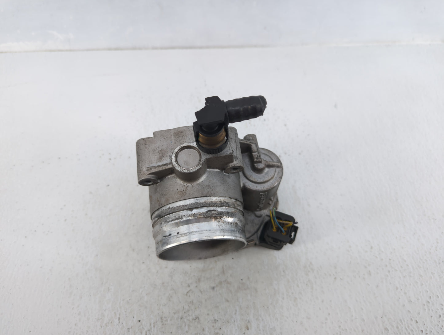 2012-2016 Bmw 328i Throttle Body P/N:1354 7588625-04 Fits Fits 2012 2013 2014 2015 2016 2017 2018 OEM Used Auto Parts - Oemu