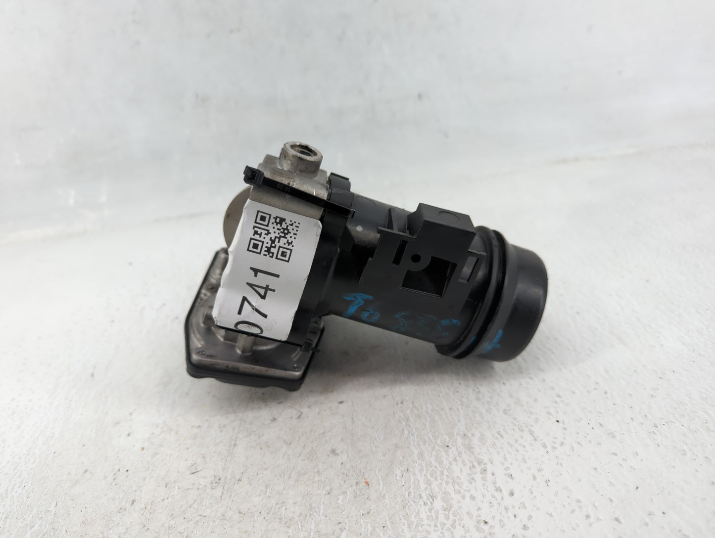 2014 Bmw 328i Throttle Body P/N:1354 7810752 Fits Fits 2015 2016 2017 2018 OEM Used Auto Parts - Oemusedautoparts1.com