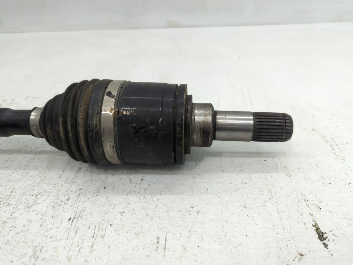 2014 Bmw 328i Axle Shaft Front Driver Cv C/v - Oemusedautoparts1.com