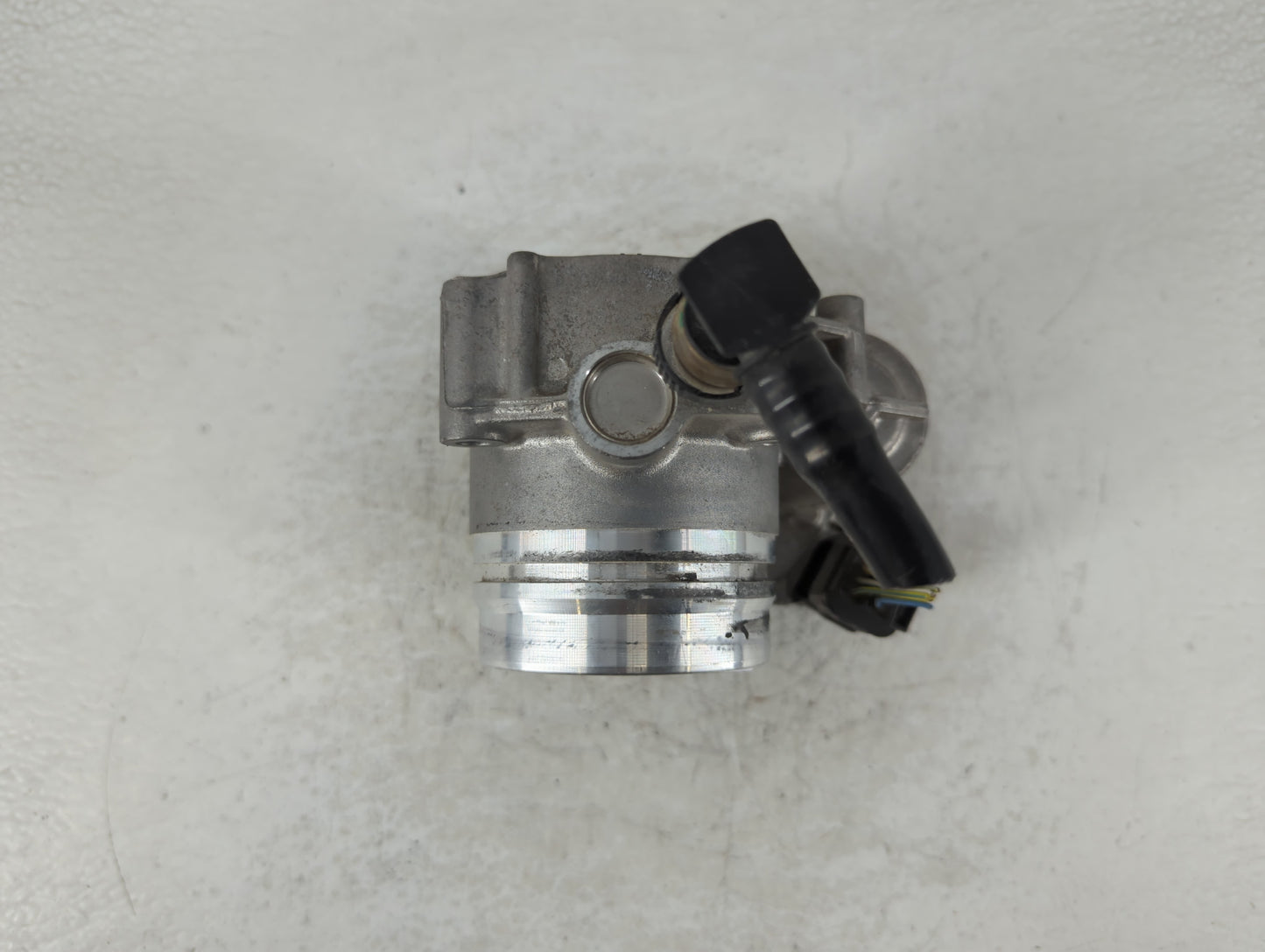 2012-2016 Bmw 328i Throttle Body P/N:1354 7588625-04 Fits Fits 2012 2013 2014 2015 2016 2017 2018 OEM Used Auto Parts - Oemu