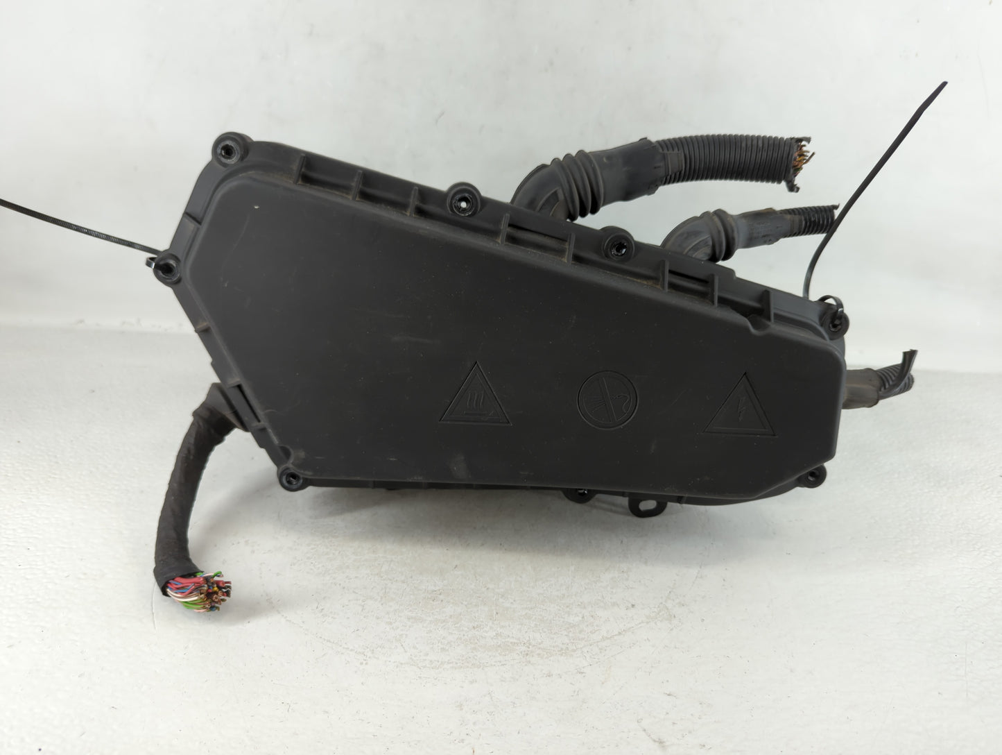2012-2016 Bmw 328i Fusebox Fuse Box Panel Relay Module P/N:586509 10 Fits Fits 2012 2013 2014 2015 2016 2017 2018 2019 2020 