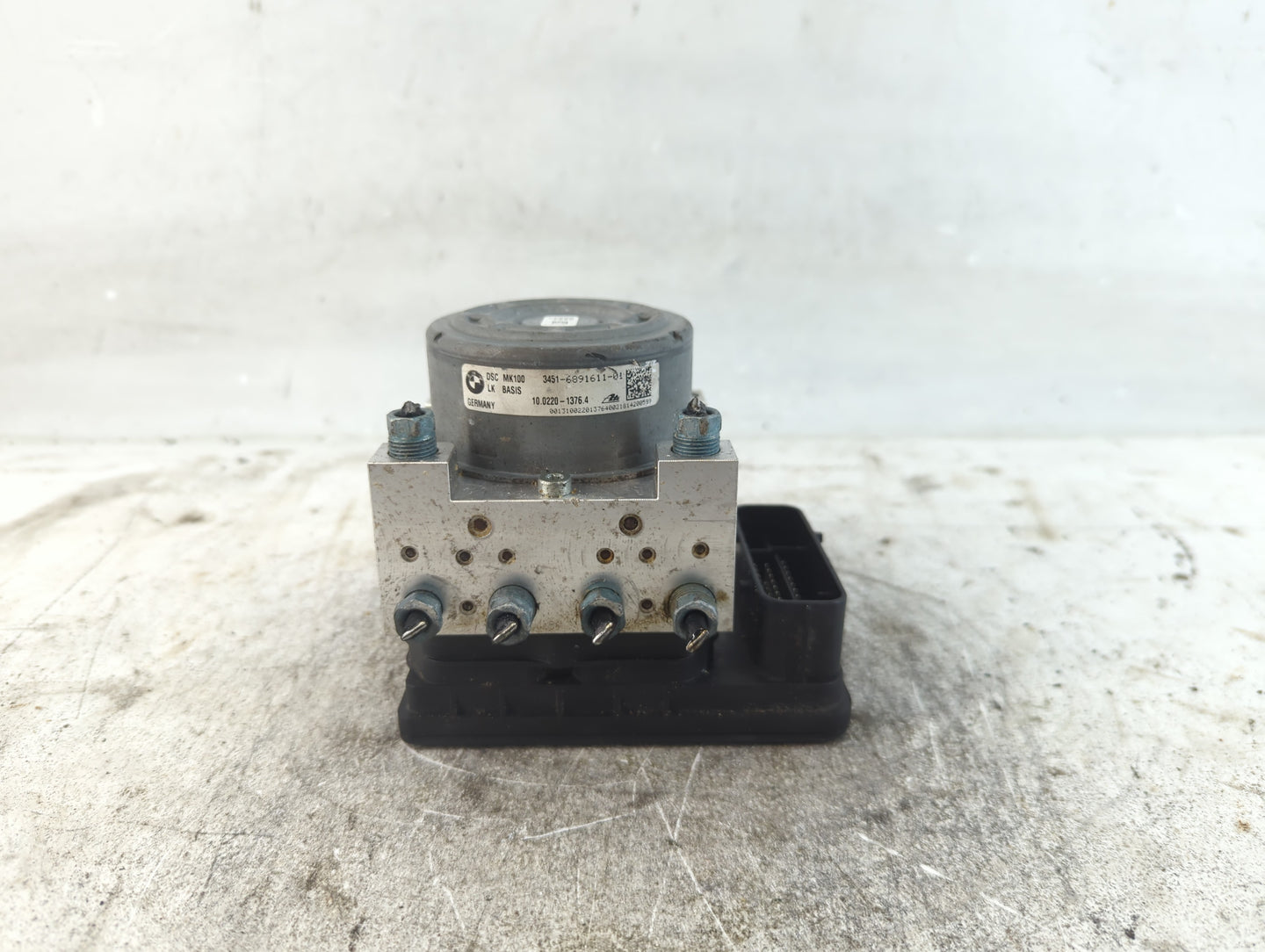 2014-2016 Bmw 328i ABS Pump Control Module Replacement P/N:3451-6891611-01 Fits Fits 2014 2015 2016 2017 2018 2019 2020 2021
