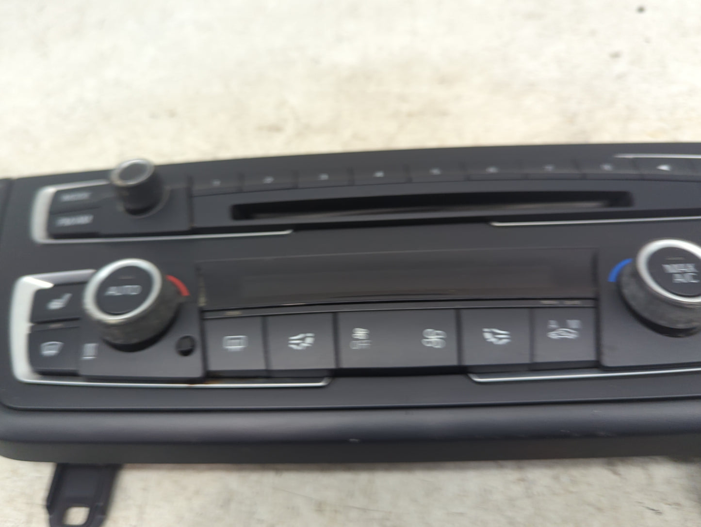 2014-2015 Bmw 335 Climate Control Module Temperature AC/Heater Replacement Fits Fits 2014 2015 OEM Used Auto Parts - Oemused