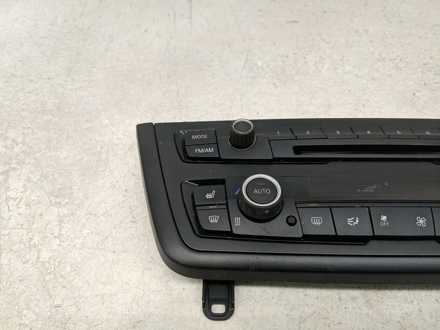 2012-2014 Bmw 335i Climate Control Module Temperature AC/Heater Replacement Fits Fits 2012 2013 2014 OEM Used Auto Parts - O