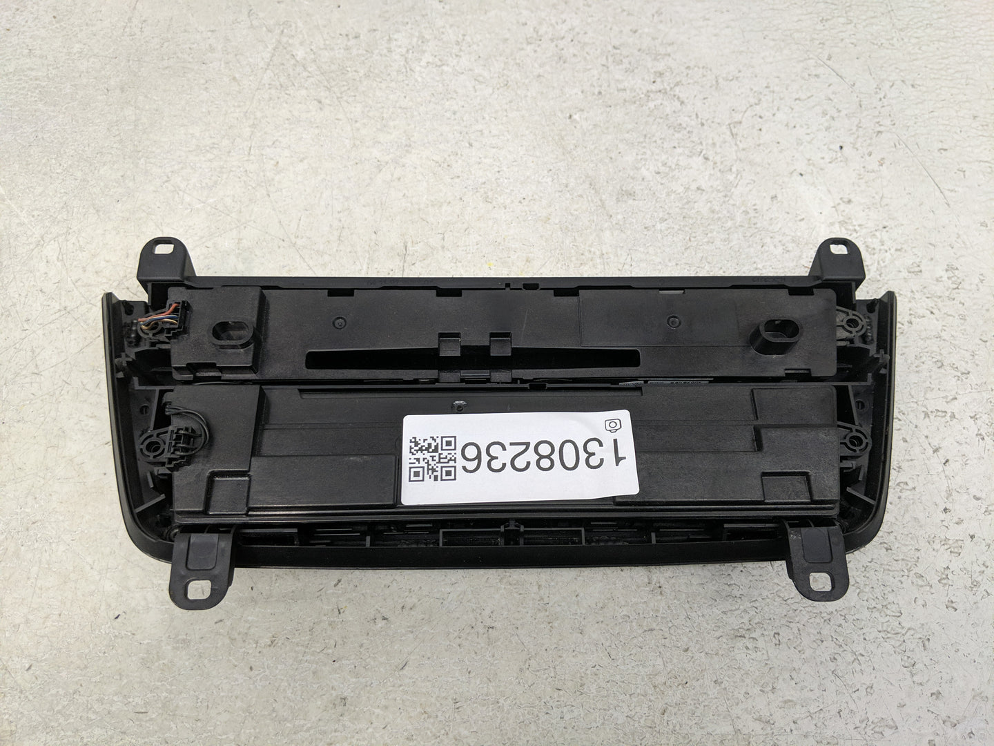 2012-2014 Bmw 335i Climate Control Module Temperature AC/Heater Replacement Fits Fits 2012 2013 2014 OEM Used Auto Parts - O