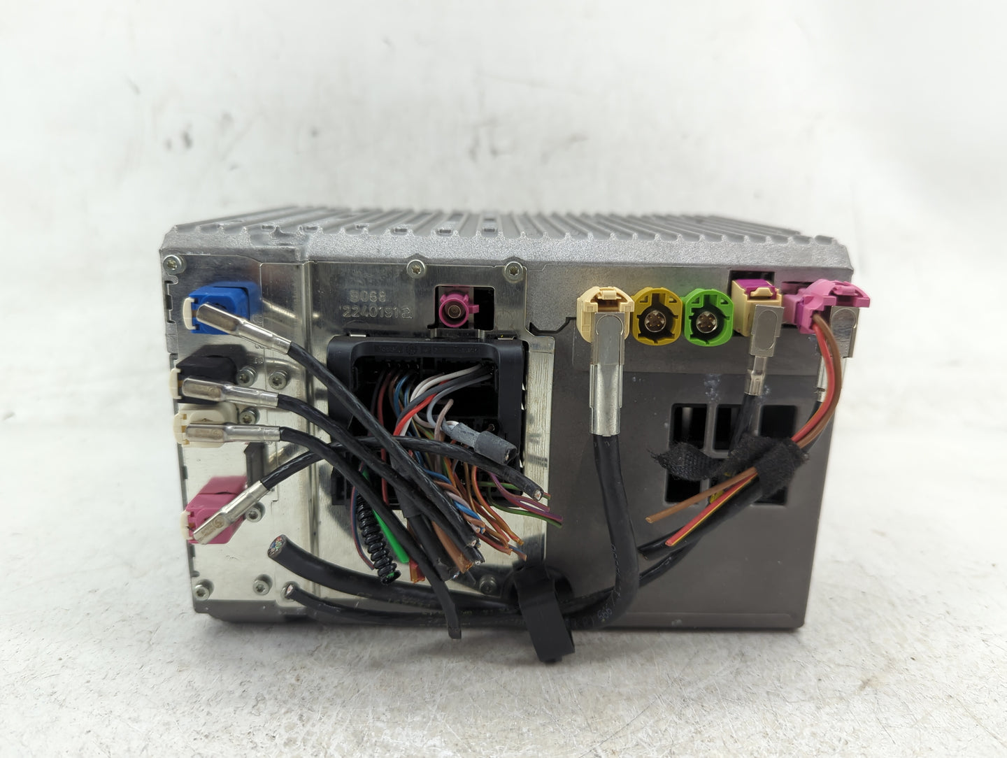 2012-2015 Bmw 335i Radio AM FM Cd Player Receiver Replacement P/N:932732001 Fits Fits 2012 2013 2014 2015 2016 OEM Used Auto