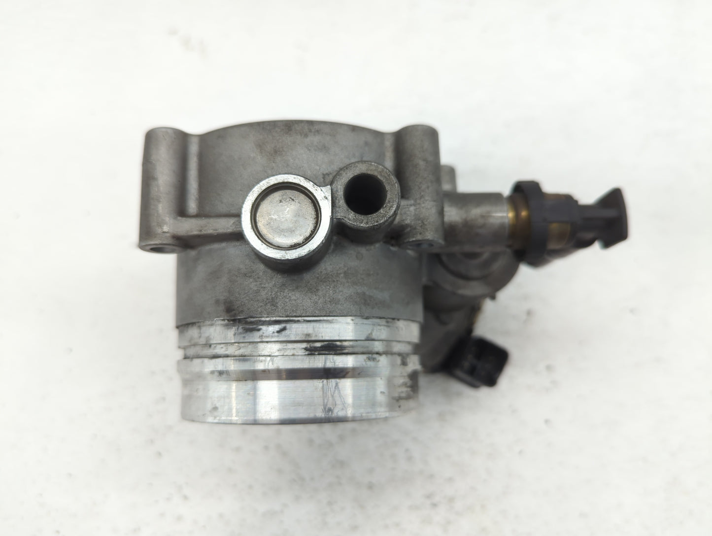 2011-2015 Bmw 335i Throttle Body P/N:1354 7597871-01 1354 7597871-03 Fits OEM Used Auto Parts - Oemusedautoparts1.com