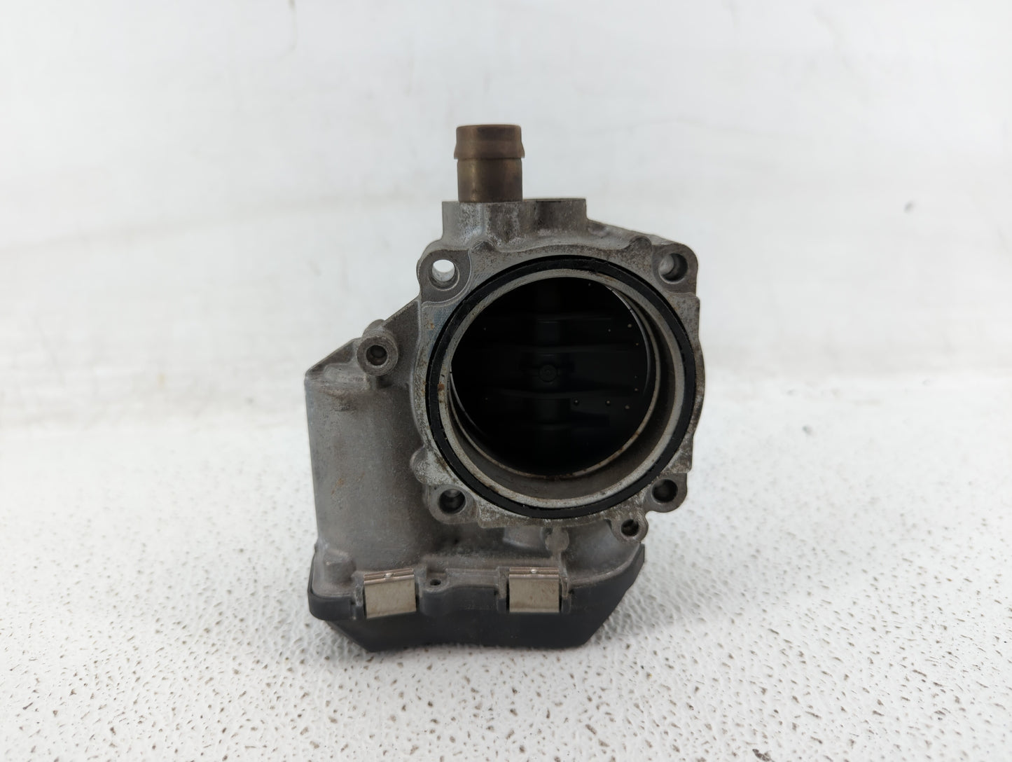 2011-2015 Bmw 335i Throttle Body P/N:1354 7588625 04 1354 7597871-01 Fits OEM Used Auto Parts - Oemusedautoparts1.com
