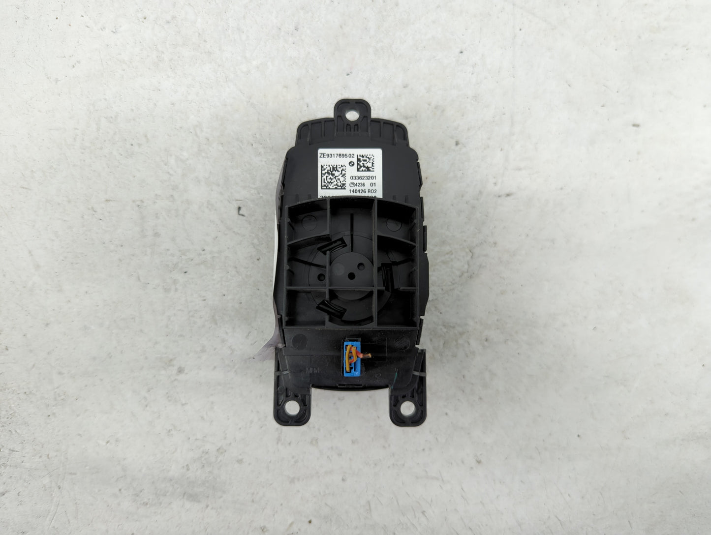 2014 Bmw 428i Radio AM FM Cd Player Receiver Replacement P/N:ZE9317695 02 033623201, 9317695 Fits OEM Used Auto Parts - Oemu