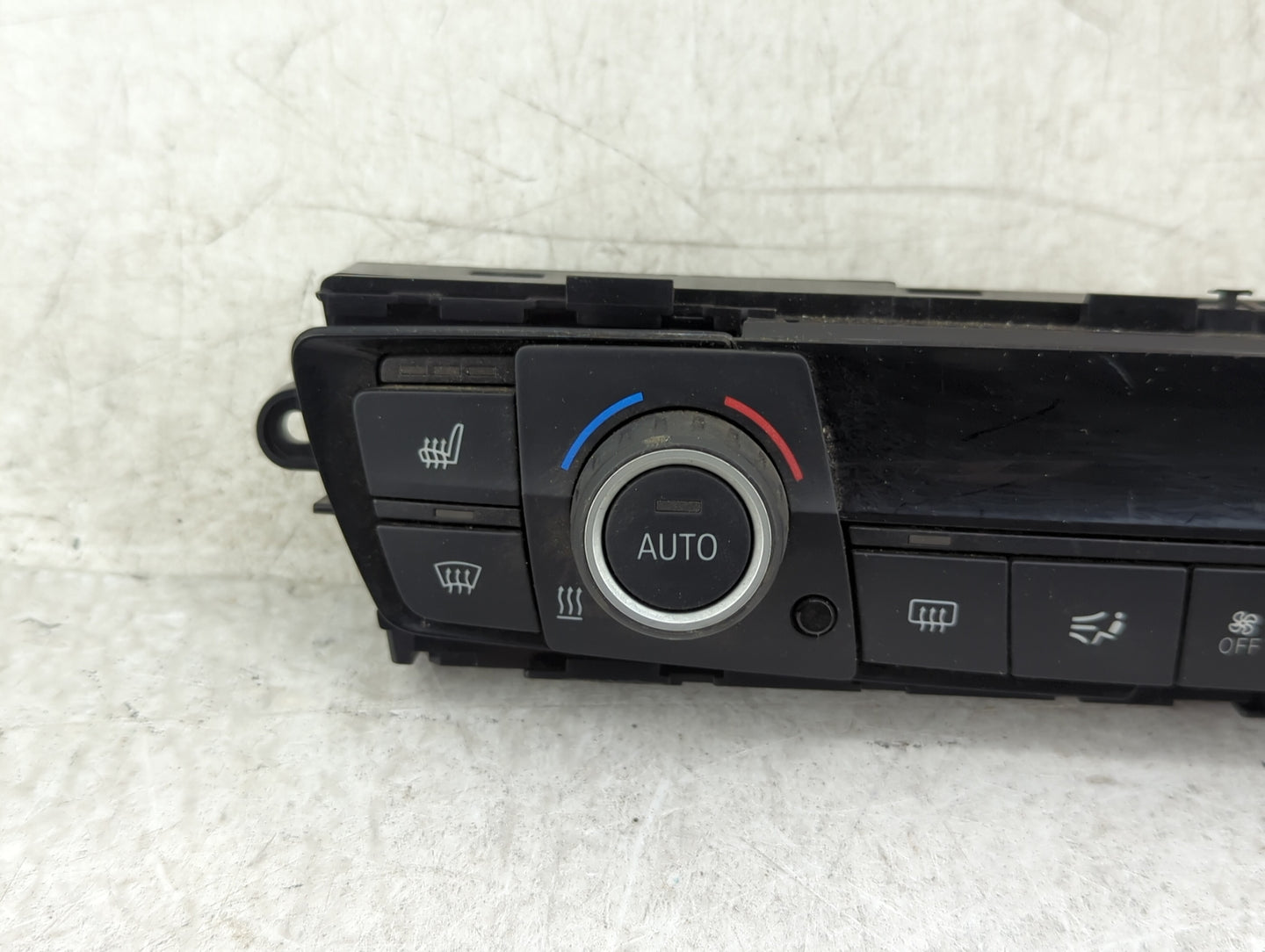 2014-2015 Bmw 428i Climate Control Module Temperature AC/Heater Replacement Fits Fits 2014 2015 OEM Used Auto Parts - Oemuse