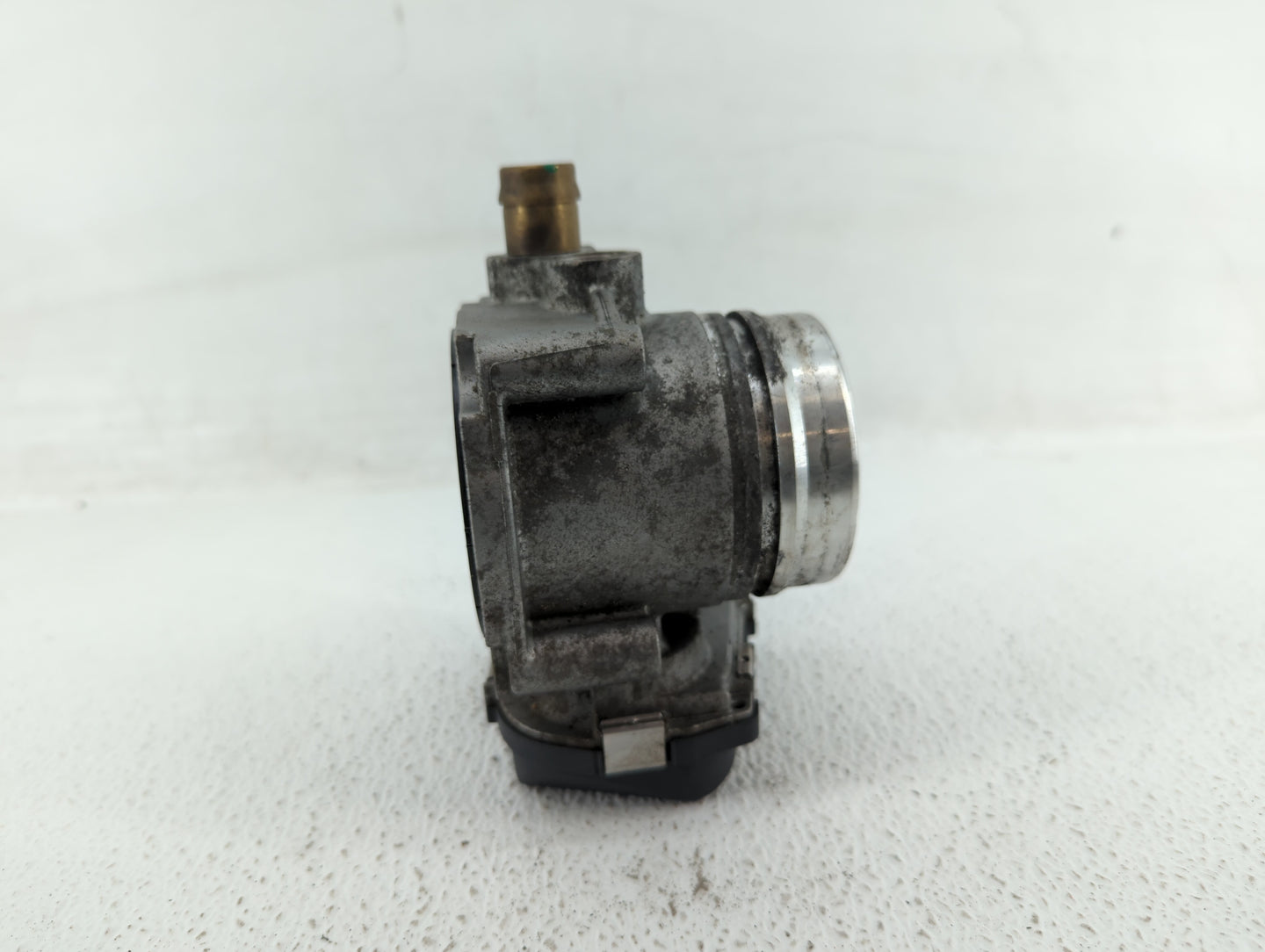 2014-2016 Bmw 428i Throttle Body P/N:1354 7588625-04 1354 7588625-03 Fits Fits 2012 2013 2014 2015 2016 2017 2018 OEM Used A