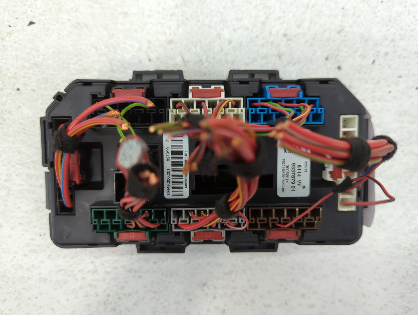 2014-2016 Bmw 428i Fusebox Fuse Box Panel Relay Module P/N:9337879 Fits Fits 2012 2013 2014 2015 2016 2017 2018 2019 2020 20