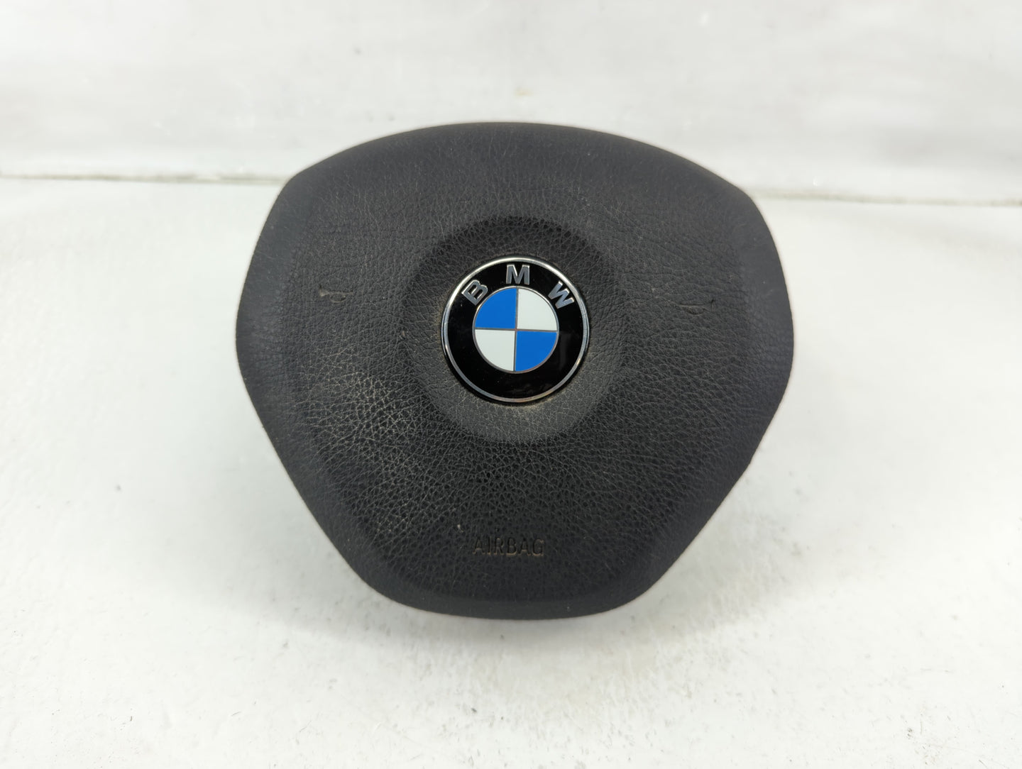 2014-2016 Bmw 435i Air Bag Driver Left Steering Wheel Mounted P/N:6864497-01 Fits OEM Used Auto Parts - Oemusedautoparts1.co