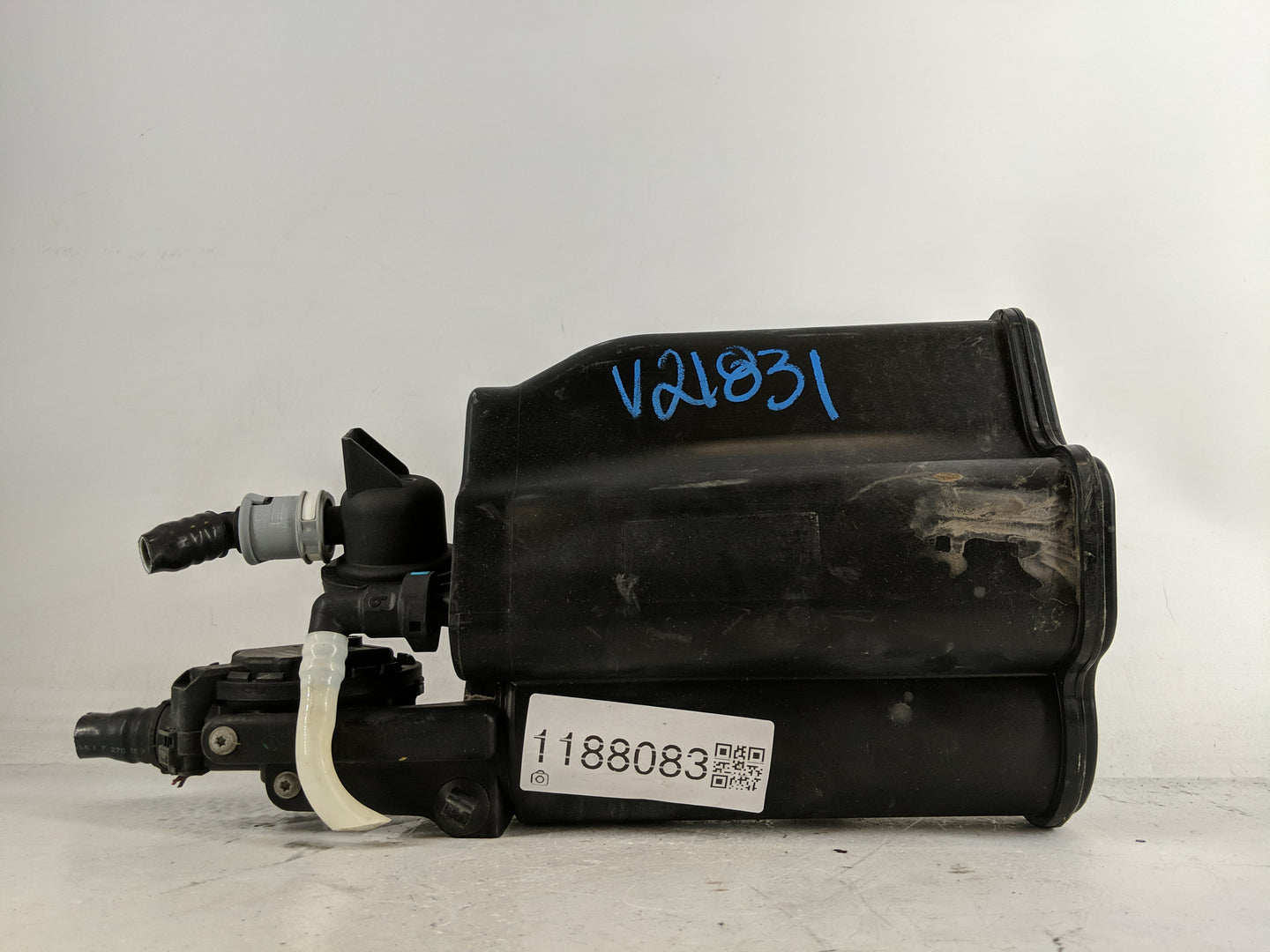 2014 Bmw 435i Fuel Vapor Charcoal Canister - Oemusedautoparts1.com