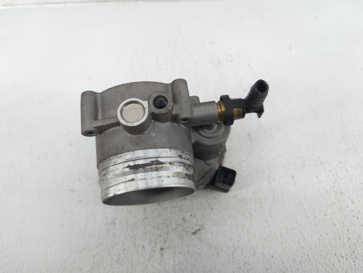 2014-2016 Bmw 435i Throttle Body P/N:1354 7597871-03 Fits Fits 2010 2011 2012 2013 2014 2015 2016 2017 2018 2019 2020 OEM Us