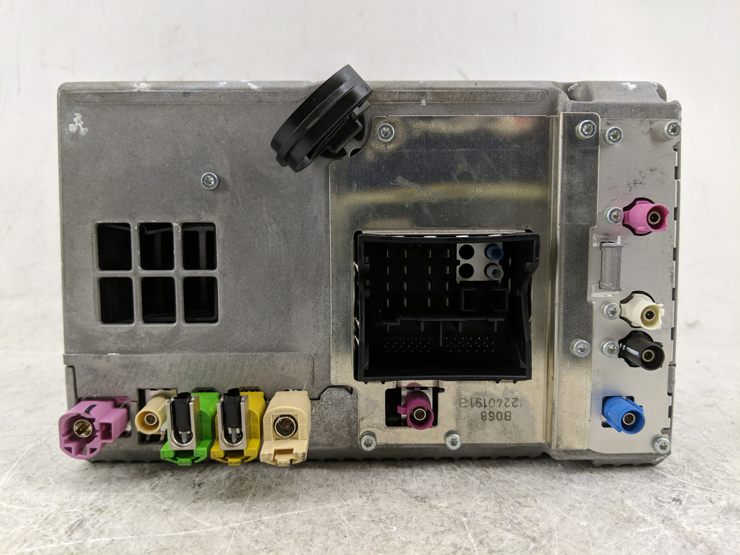 2014 Bmw 528i Radio AM FM Cd Player Receiver Replacement Fits OEM Used Auto Parts - Oemusedautoparts1.com