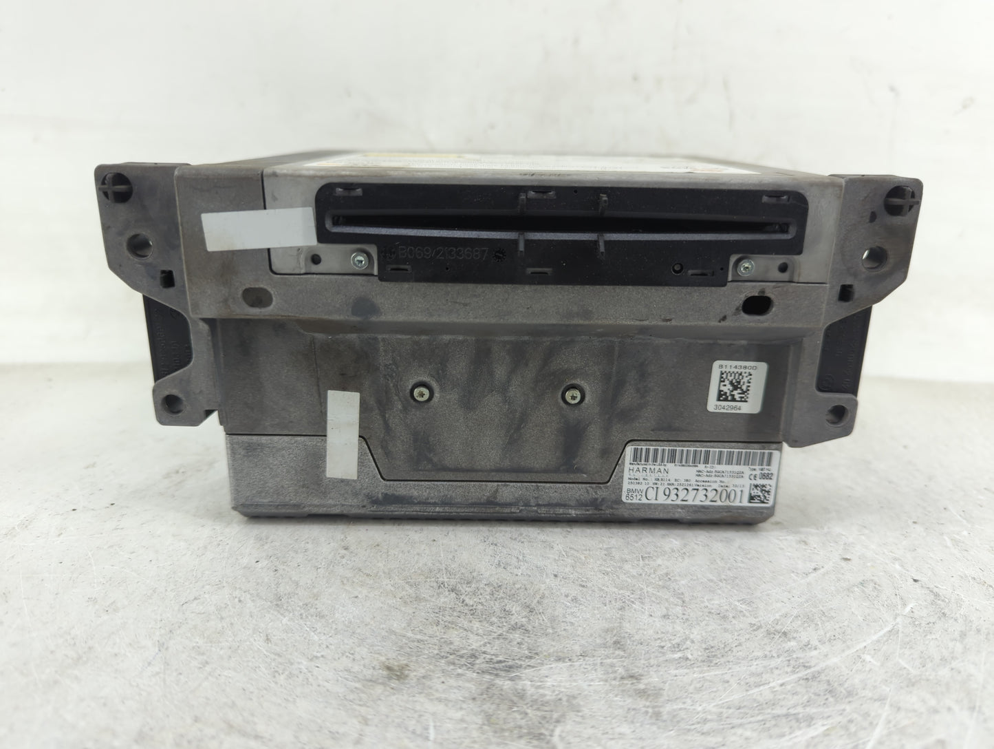 2013-2014 Bmw 528i Radio AM FM Cd Player Receiver Replacement P/N:932732001 Fits Fits 2013 2014 2015 OEM Used Auto Parts - O
