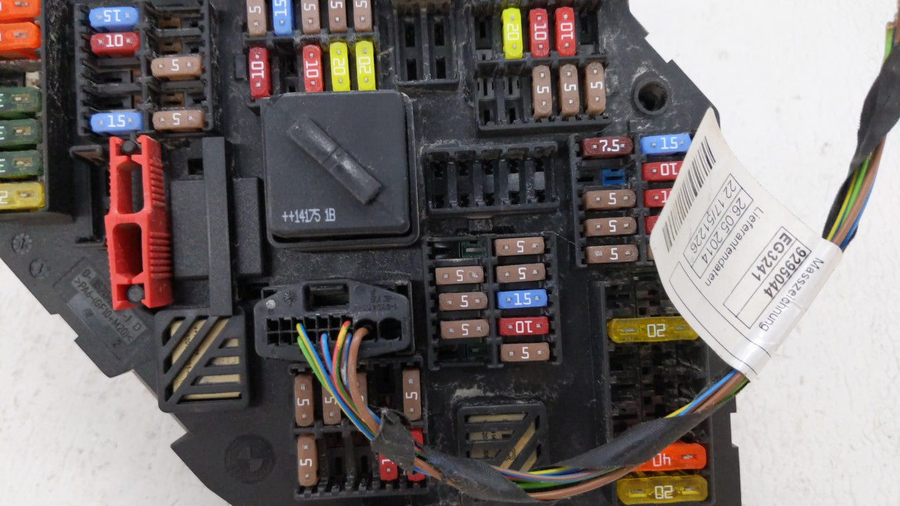 2013-2016 Bmw 528i Fusebox Fuse Box Panel Relay Module Fits Fits 2012 2013 2014 2015 2016 2017 2018 OEM Used Auto Parts - Oe
