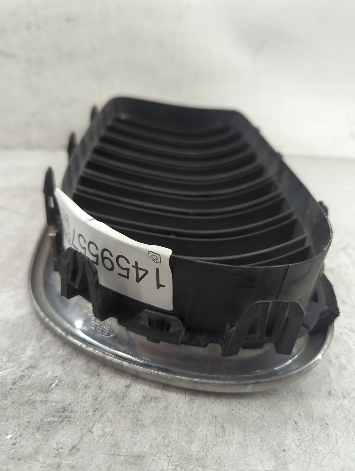 2014-2016 Bmw 528i Front Grille Bumper Not Included 1459557 - Oemusedautoparts1.com