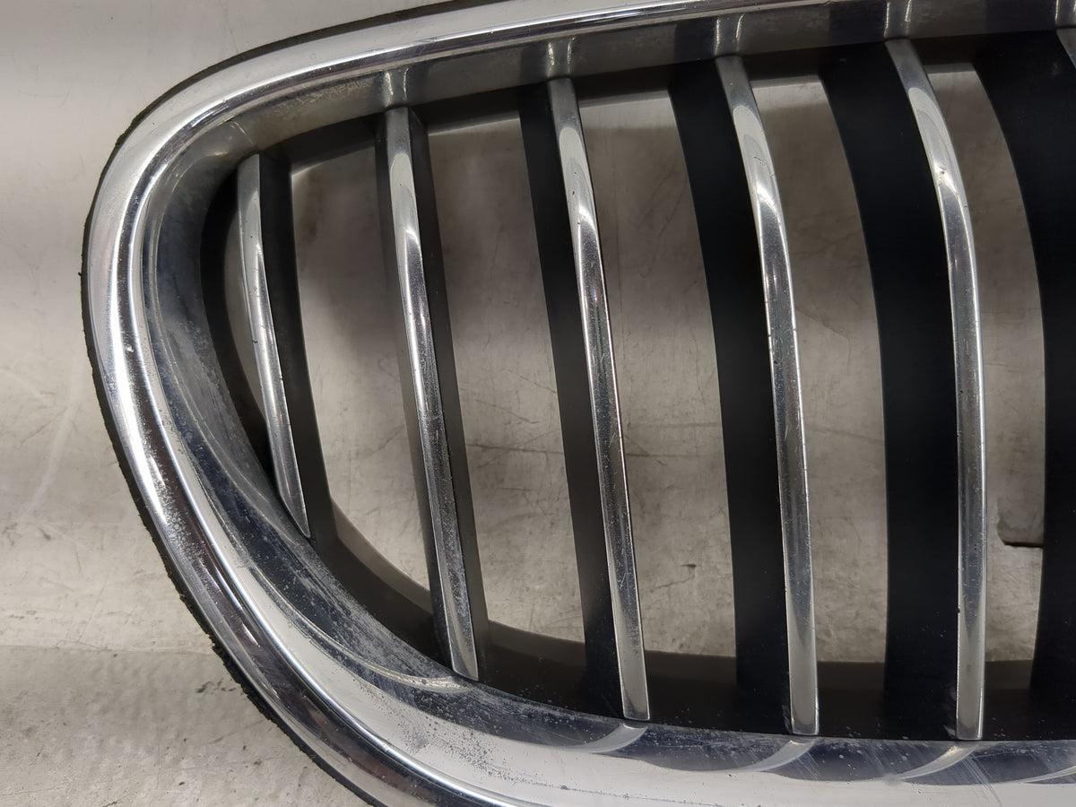2014-2016 Bmw 528i Front Grille Bumper Not Included 1459942 - Oemusedautoparts1.com