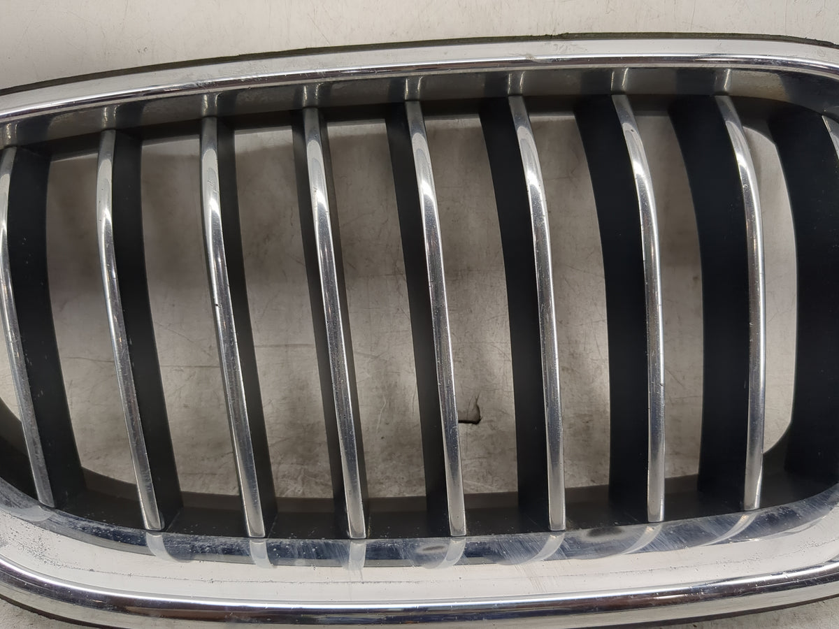 2014-2016 Bmw 528i Front Grille Bumper Not Included 1459942 - Oemusedautoparts1.com
