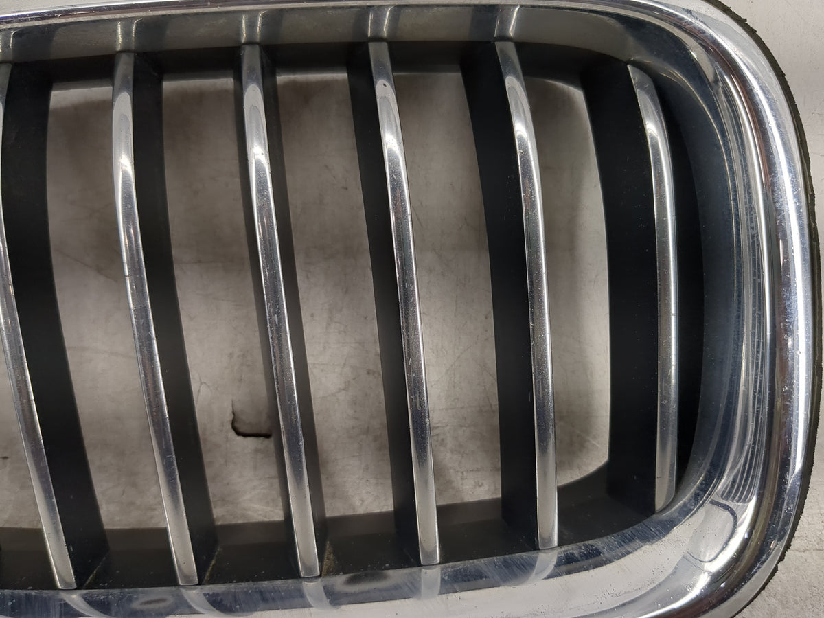 2014-2016 Bmw 528i Front Grille Bumper Not Included 1459942 - Oemusedautoparts1.com