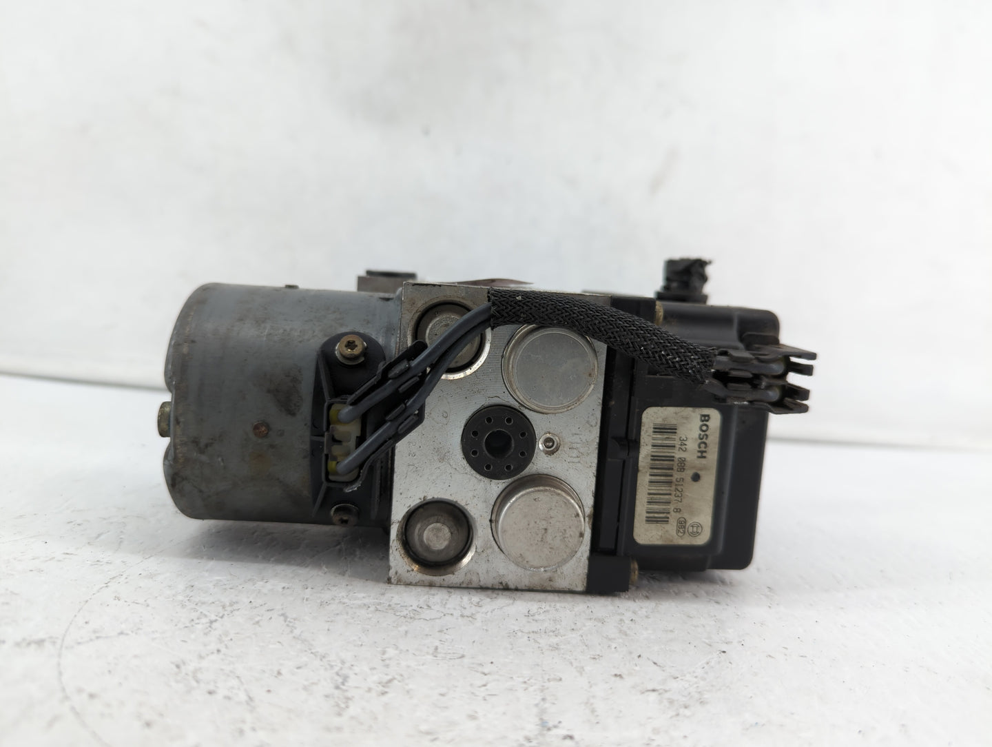2014 Bmw 528i ABS Pump Control Module Replacement Fits OEM Used Auto Parts - Oemusedautoparts1.com