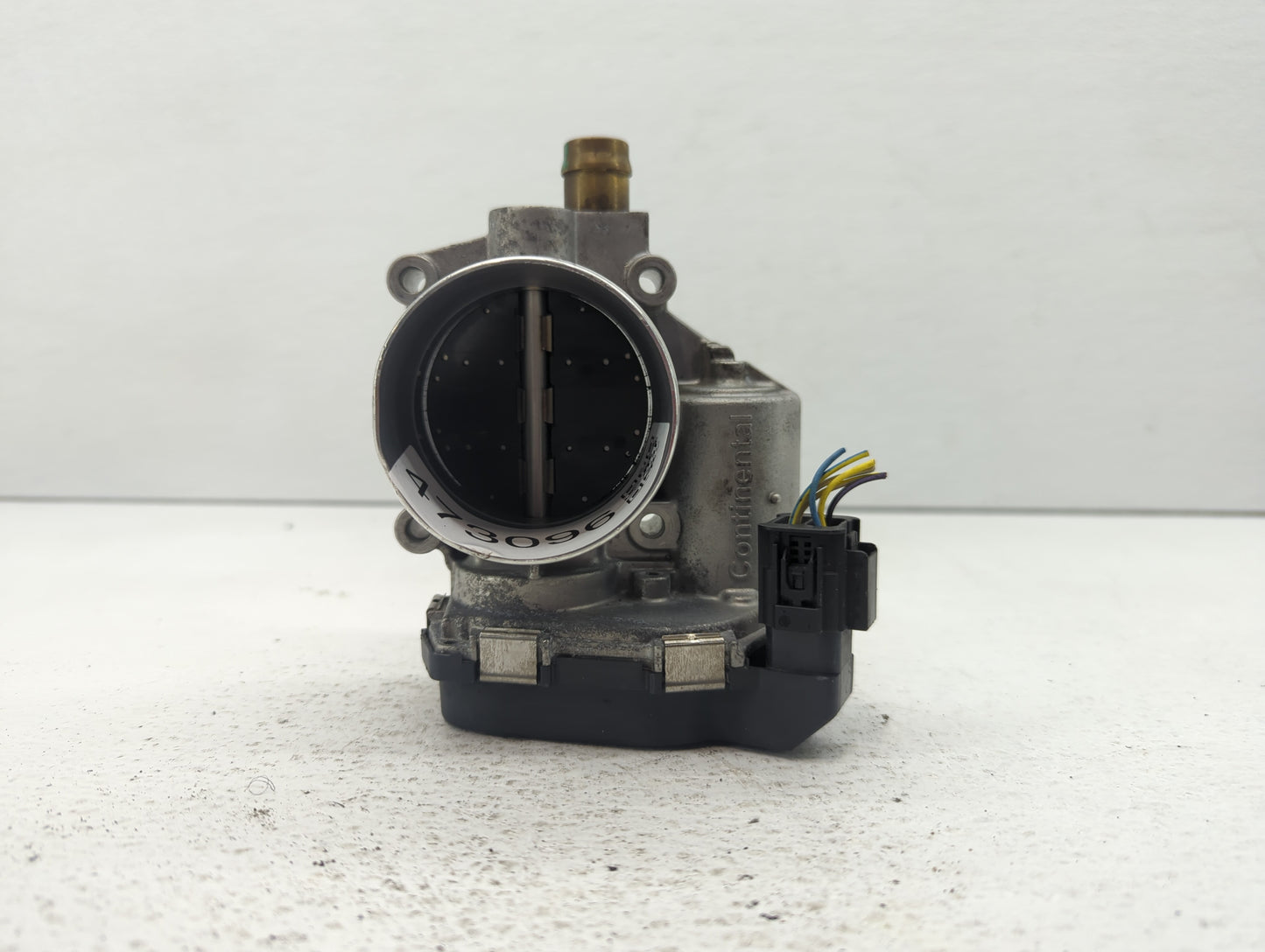2012-2016 Bmw 528i Throttle Body P/N:1354 7588625-04 1354 7588625-03 Fits Fits 2012 2013 2014 2015 2016 2017 2018 OEM Used A