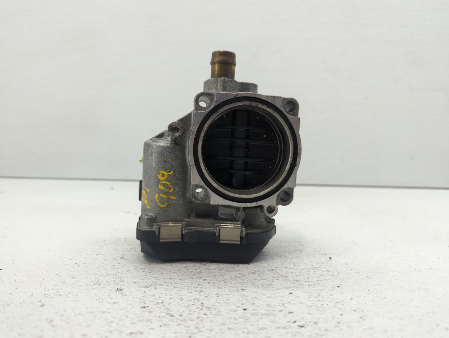 2012-2016 Bmw 528i Throttle Body P/N:1354 7588625-04 1354 7588625-03 Fits Fits 2012 2013 2014 2015 2016 2017 2018 OEM Used A