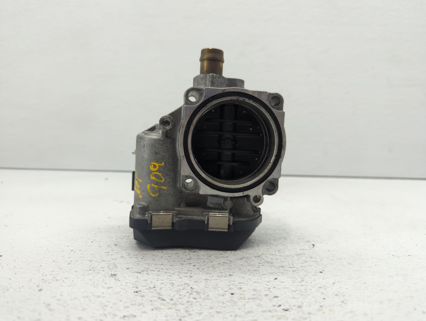 2012-2016 Bmw 528i Throttle Body P/N:1354 7588625-04 1354 7588625-03 Fits Fits 2012 2013 2014 2015 2016 2017 2018 OEM Used A