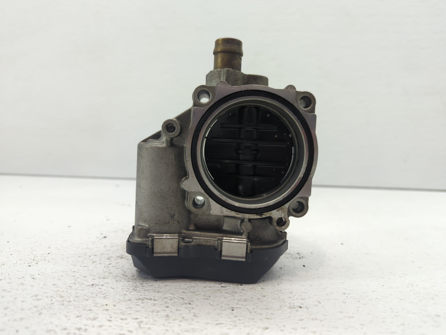 2012-2016 Bmw 528i Throttle Body P/N:1354 7588625-04 1354 7588625-03 Fits Fits 2012 2013 2014 2015 2016 2017 2018 OEM Used A
