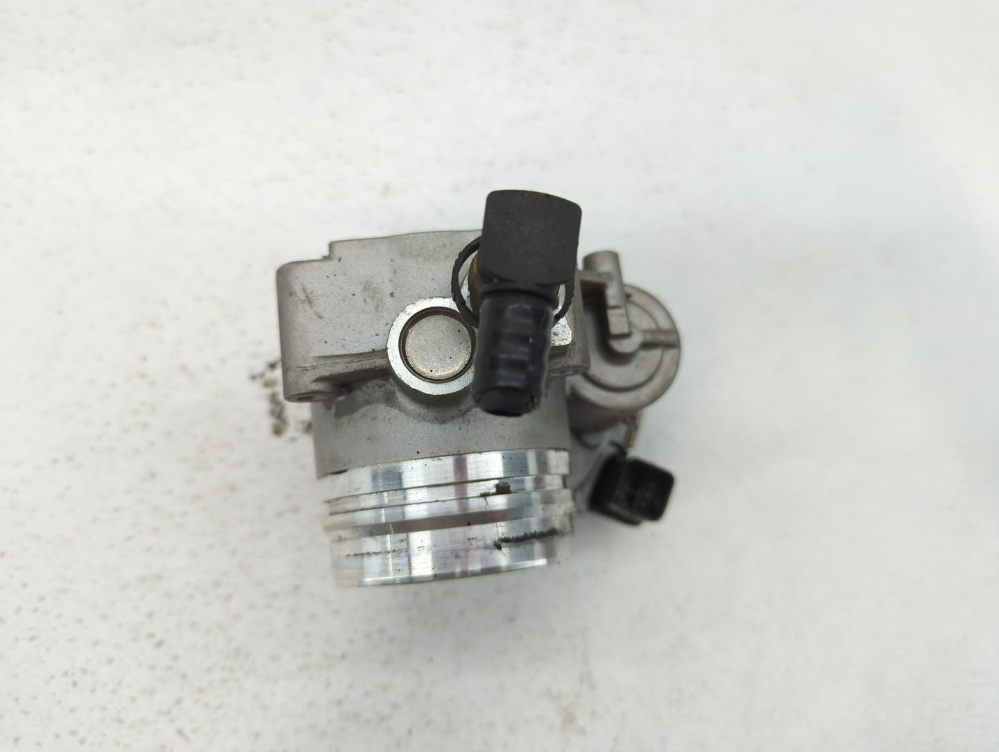 2012-2016 Bmw 528i Throttle Body P/N:1354 7588625-04 1354 7588625-03 Fits Fits 2012 2013 2014 2015 2016 2017 2018 OEM Used A