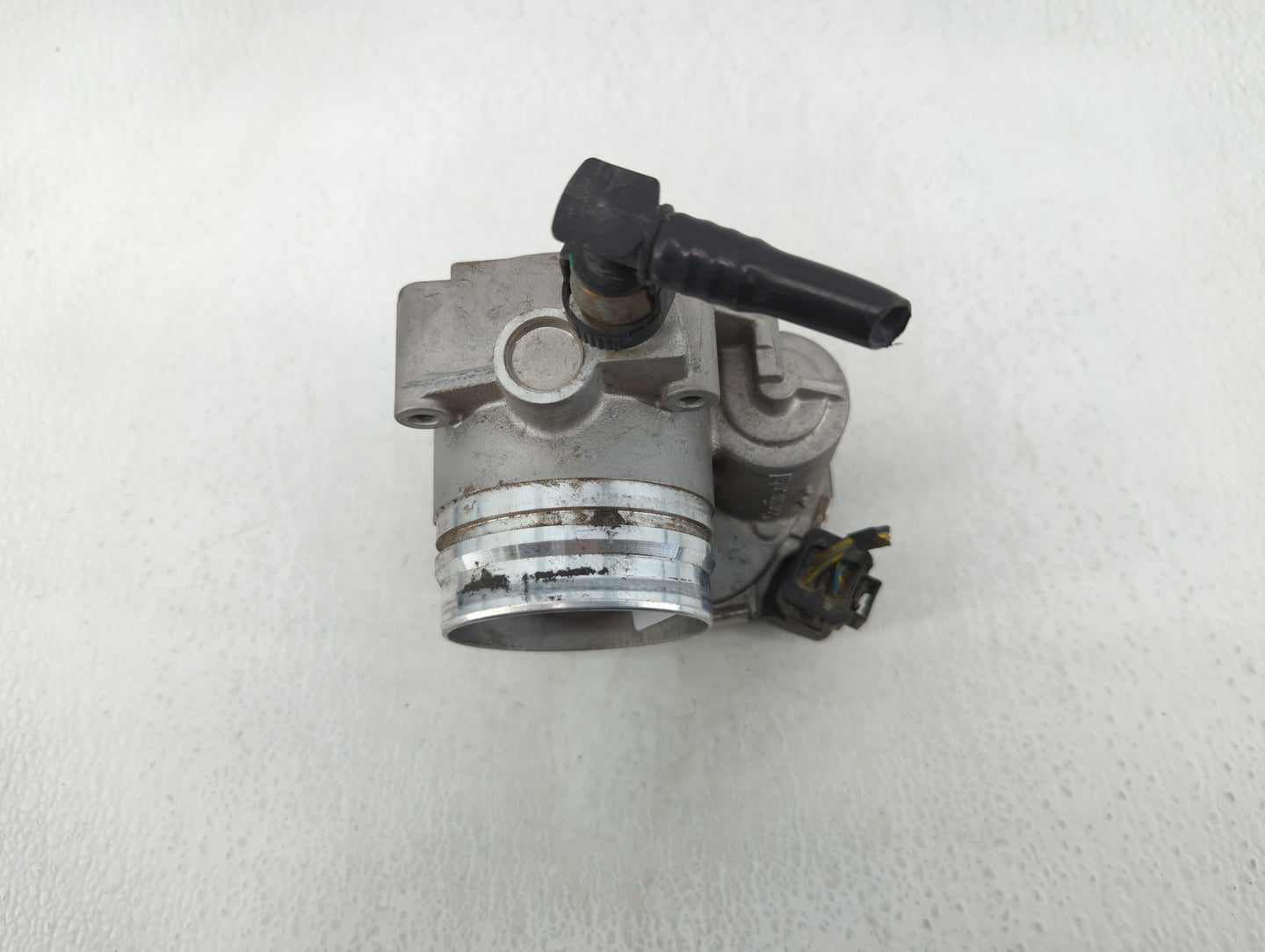 2012-2016 Bmw 528i Throttle Body P/N:A2C83786800 1354 7588625-04 Fits Fits 2012 2013 2014 2015 2016 2017 2018 OEM Used Auto 