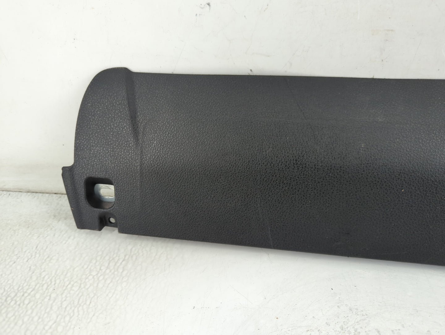 2011-2016 Bmw 528i Air Bag Passenger Right Knee OEM P/N:KV918113303 Fits Fits 2011 2012 2013 2014 2015 2016 2017 2018 OEM Us