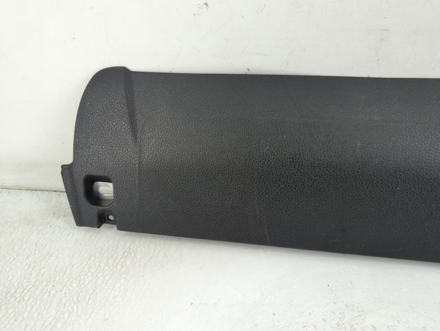 2011-2016 Bmw 528i Air Bag Passenger Right Knee OEM P/N:KV918113303 Fits Fits 2011 2012 2013 2014 2015 2016 2017 2018 OEM Us