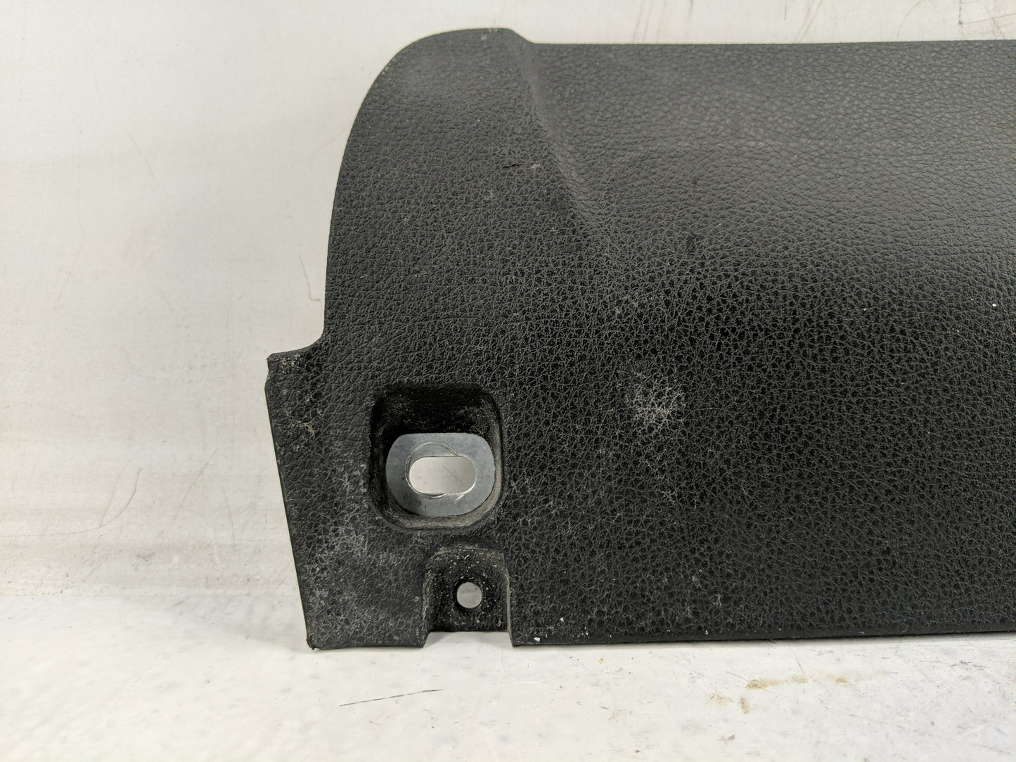 2014 Bmw 535i Air Bag Passenger Right Knee OEM P/N:KV918113303 Fits OEM Used Auto Parts - Oemusedautoparts1.com