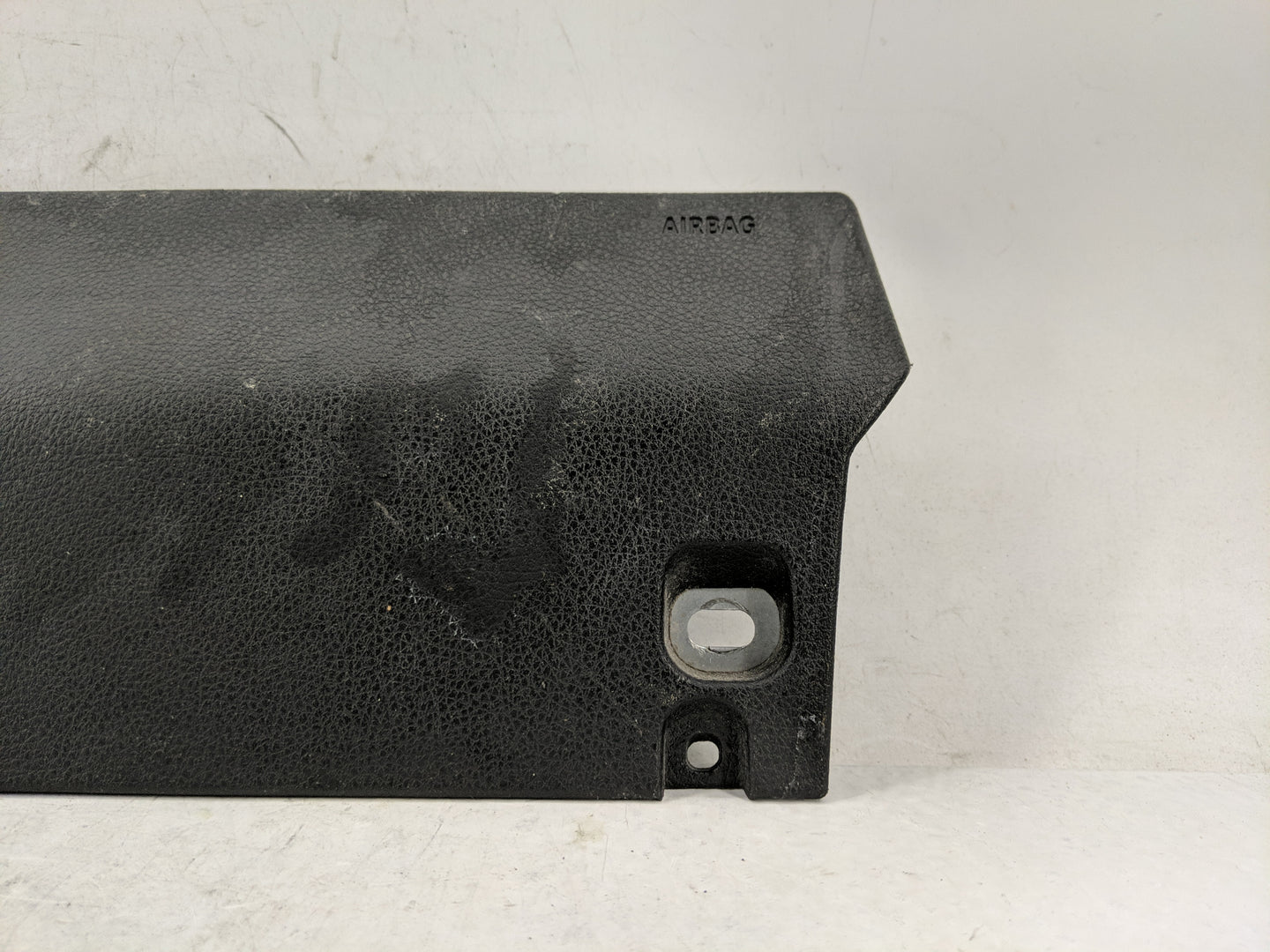 2014 Bmw 535i Air Bag Passenger Right Knee OEM P/N:KV918113303 Fits OEM Used Auto Parts - Oemusedautoparts1.com
