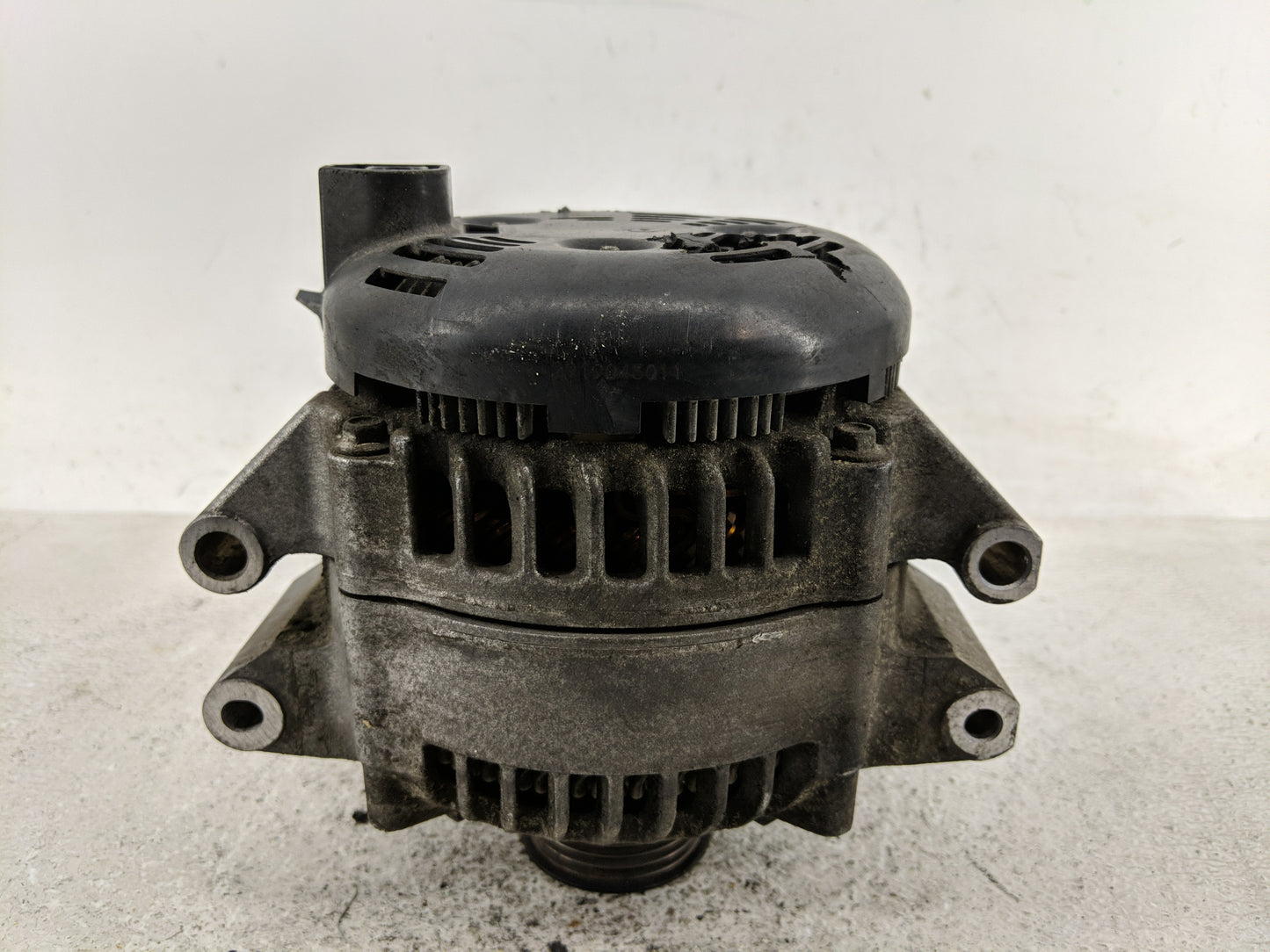 2012-2017 Bmw 535i Alternator Replacement Generator Charging Assembly Engine OEM P/N:7616119-02 104210-6502 Fits OEM Used Au