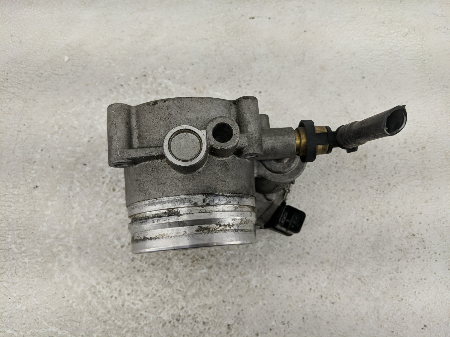 2010-2017 Bmw 535i Throttle Body P/N:1354 7597871-03 Fits Fits 2010 2011 2012 2013 2014 2015 2016 2017 2018 2019 2020 OEM Us