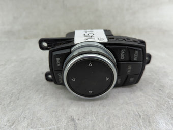 compare product 2014 Bmw 535i Radio AM FM Cd Player Receiver Replacement P/N:9012787873 12693-847 Fits OEM Used Auto Parts