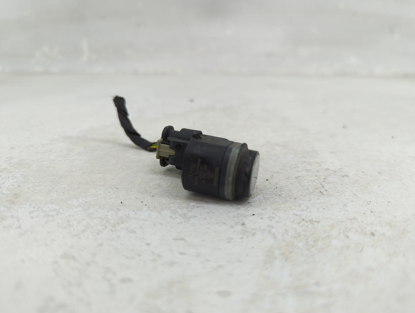 2014 Bmw 535i Front Park Assist Sensor Black 1456634 - Oemusedautoparts1.com