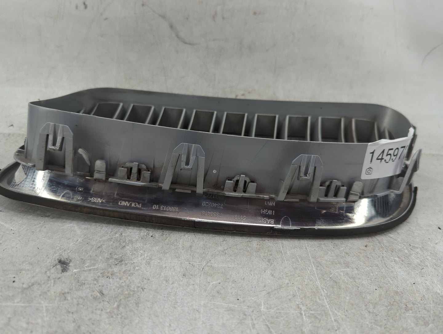 2014-2016 Bmw 535i Front Grille Bumper Not Included - Oemusedautoparts1.com