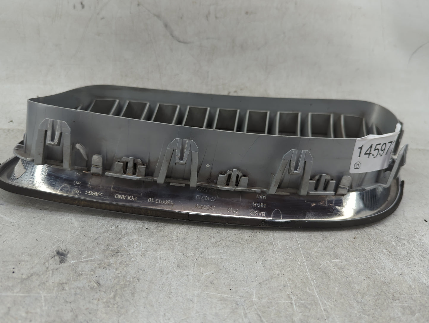 2014-2016 Bmw 535i Front Grille Bumper Not Included - Oemusedautoparts1.com