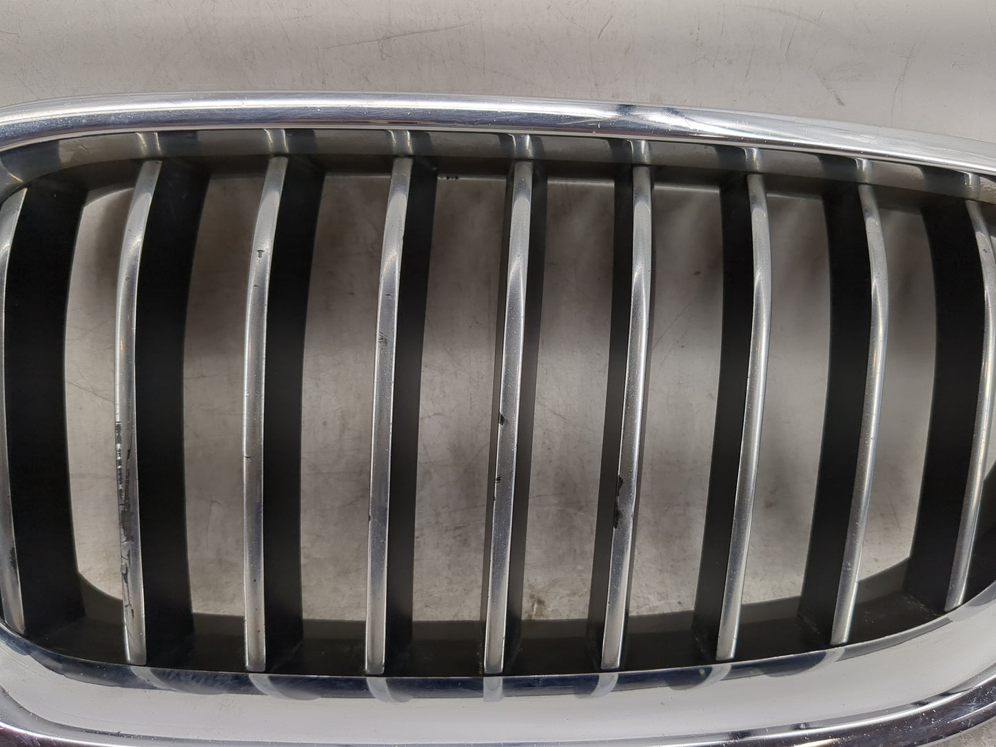 2014-2016 Bmw 535i Front Grille Bumper Not Included 1459949 - Oemusedautoparts1.com