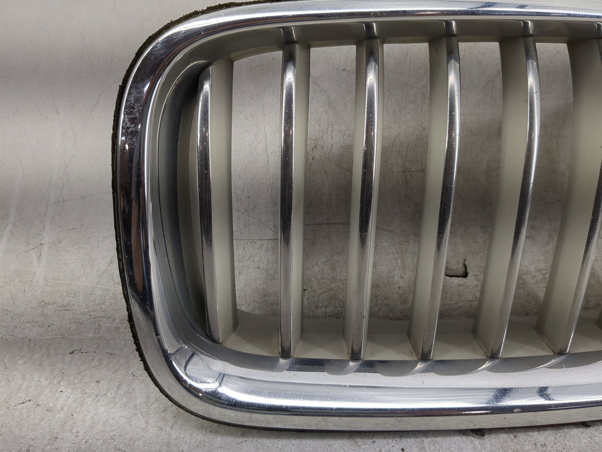 2014-2015 Bmw 535i Front Grille Bumper Not Included - Oemusedautoparts1.com