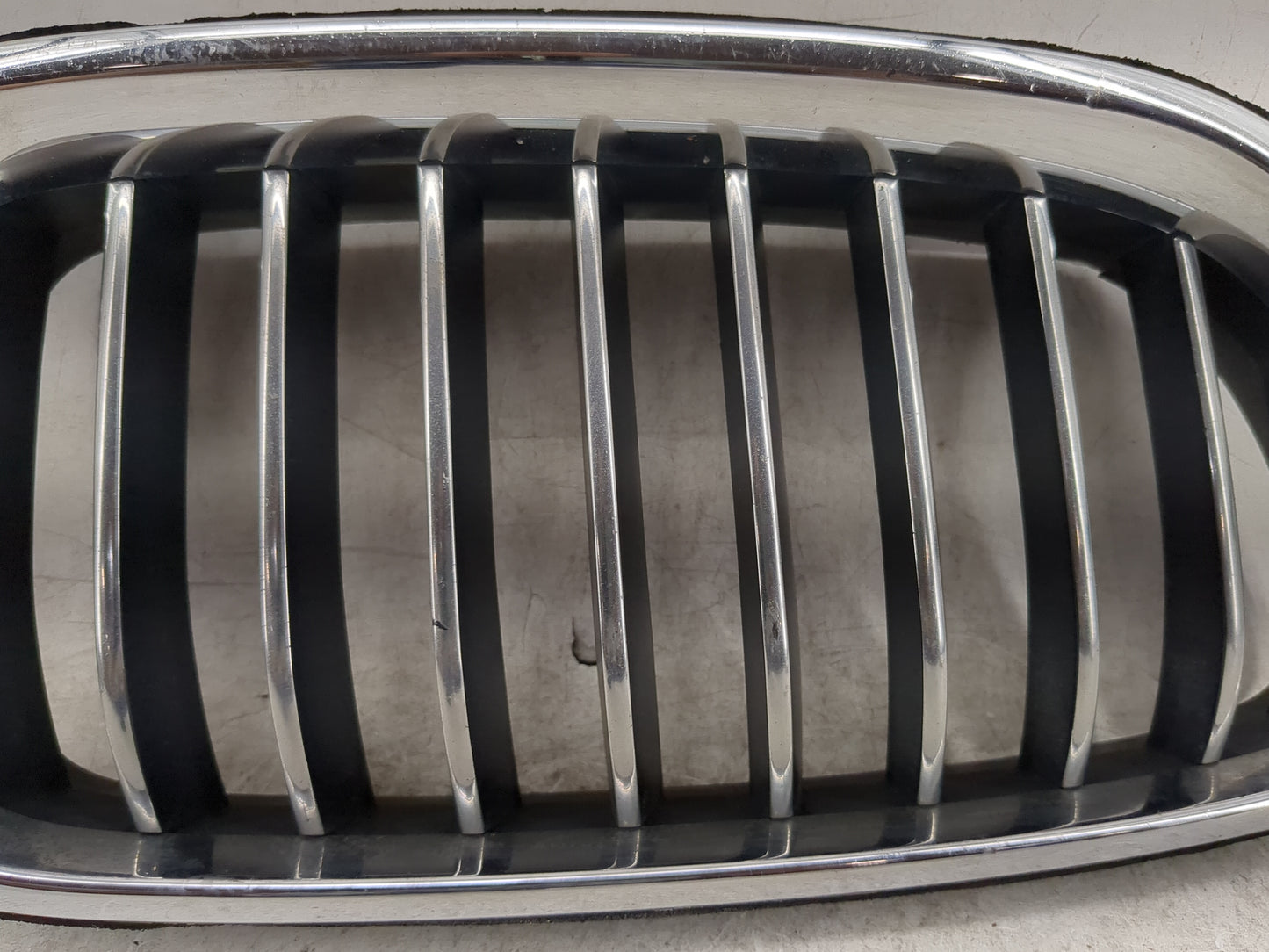 2014-2016 Bmw 535i Front Grille Bumper Not Included 1459991 - Oemusedautoparts1.com
