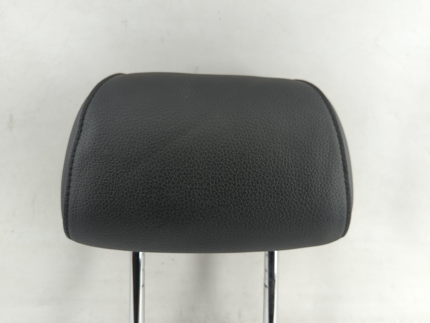 2014-2017 Bmw 535i Headrest Head Rest Rear Seat Fits Fits 2014 2015 2016 2017 OEM Used Auto Parts - Oemusedautoparts1.com
