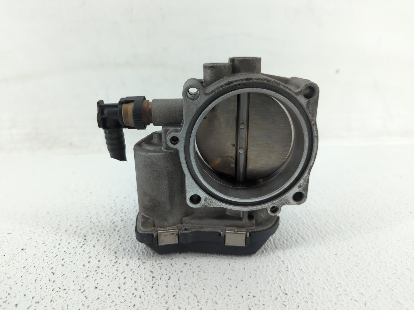 2010-2017 Bmw 535i Throttle Body P/N:1354 7597871-02 Fits Fits 2010 2011 2012 2013 2014 2015 2016 2017 2018 2019 2020 OEM Us