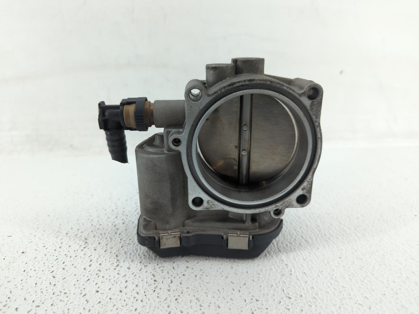 2010-2017 Bmw 535i Throttle Body P/N:1354 7597871-02 Fits Fits 2010 2011 2012 2013 2014 2015 2016 2017 2018 2019 2020 OEM Us